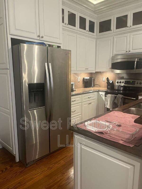 79 Society St #A - Photo 7 of 19