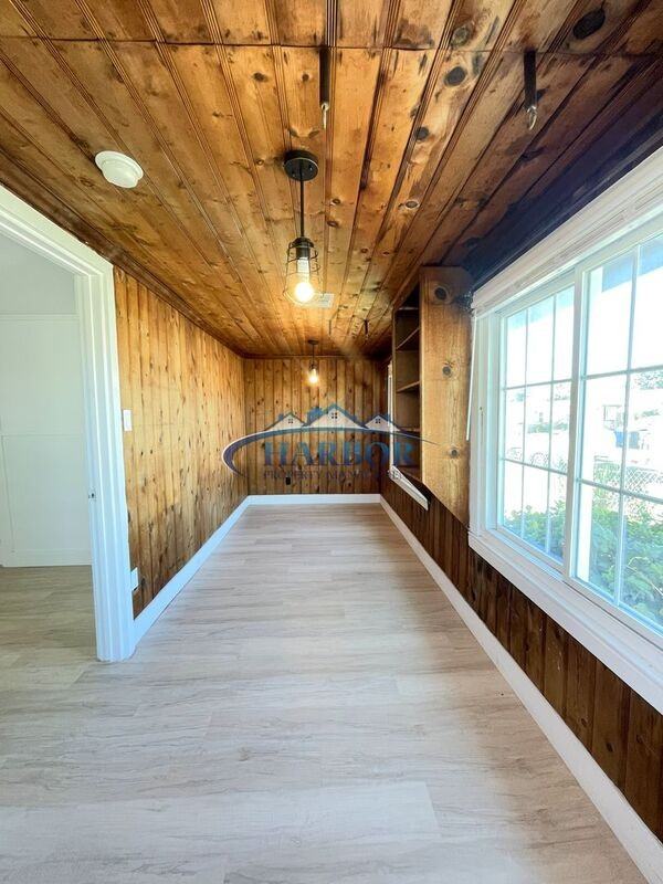 21502 Berendo Ave - Photo 6 of 19