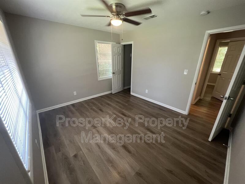 909 28th Ave #909-28th - Photo 7 of 17