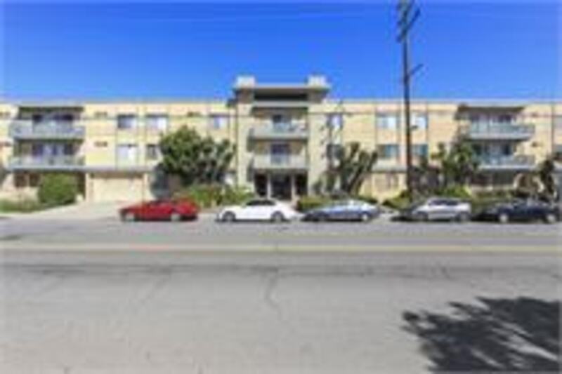 12500 Culver Blvd - Photo 4 of 21