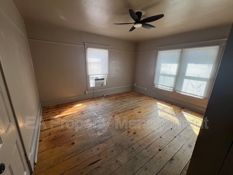 123 Walter St Ne #2 - Photo 6 of 13