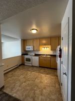 featured image of 4400 Parkview Dr