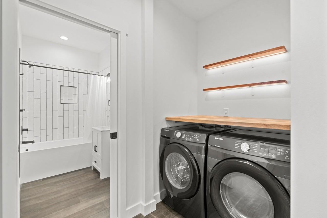 460 N James Ave - Photo 6 of 21