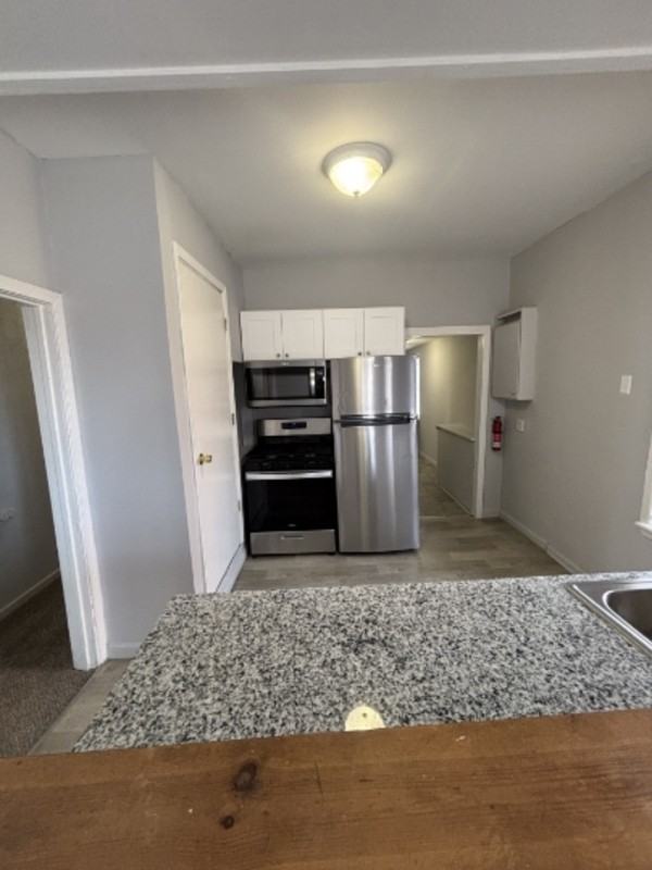 1520 Fort Park Blvd - Photo 5 of 15