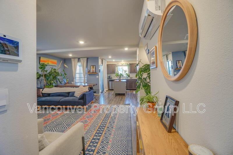 12517 Ne 109th Way - Photo 3 of 22