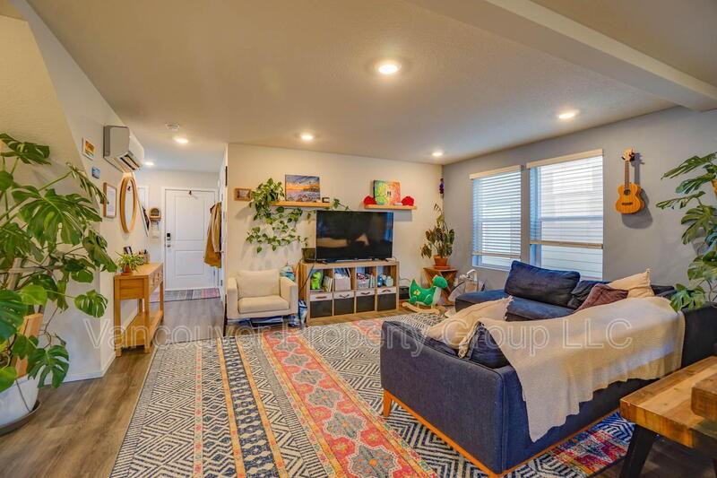 12517 Ne 109th Way - Photo 4 of 22