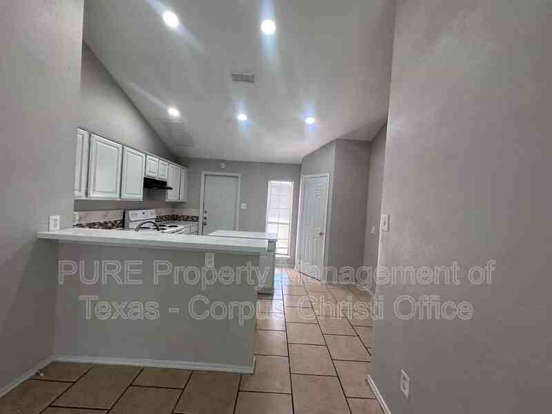 2805 Summer Ridge Dr - Photo 7 of 20