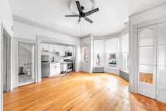 Caroline - Photo 1 of 1