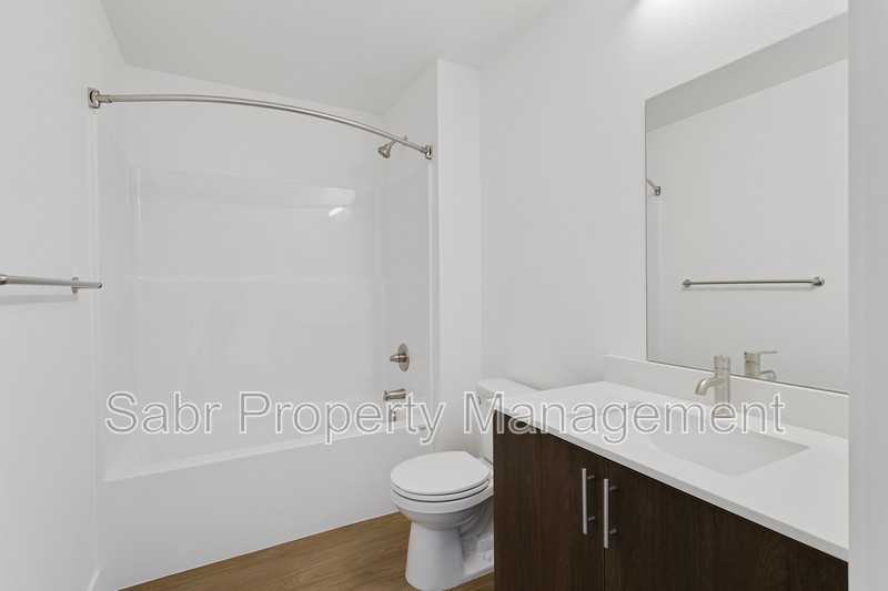 9917 Ne 13th Ave #1 - Photo 4 of 13