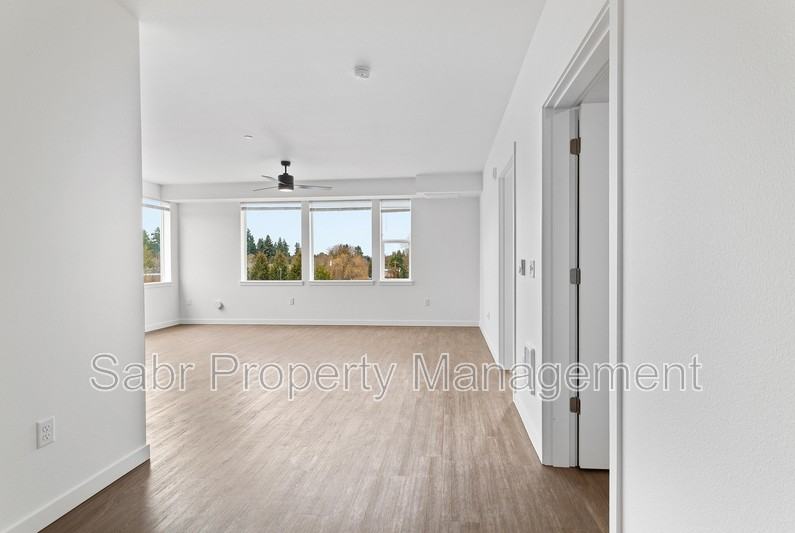 9917 Ne 13th Ave #1 - Photo 5 of 13