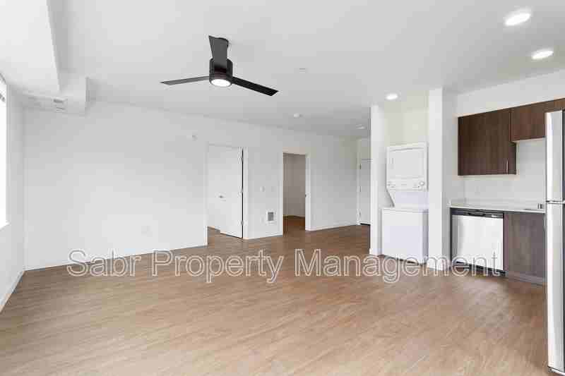 9917 Ne 13th Ave #1 - Photo 7 of 13