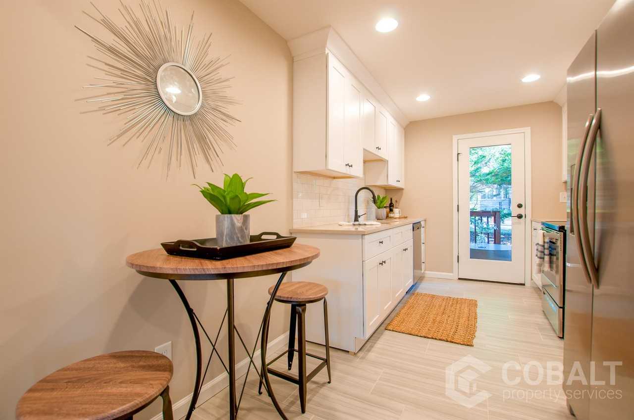 258 Forkner Dr #10 - Photo 5 of 18