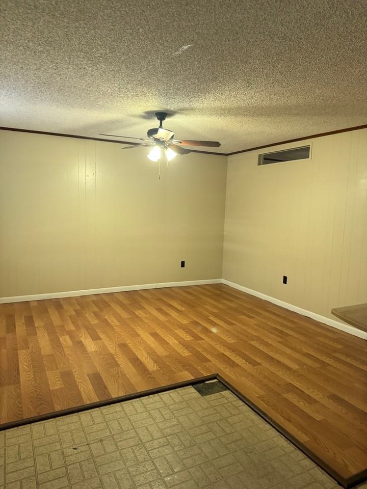 42084 Lumino Ln #9 - Photo 3 of 5