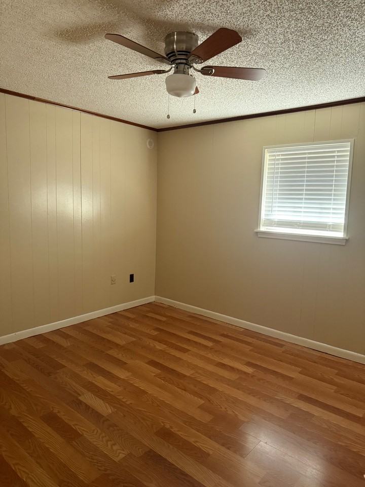 42084 Lumino Ln #9 - Photo 4 of 5
