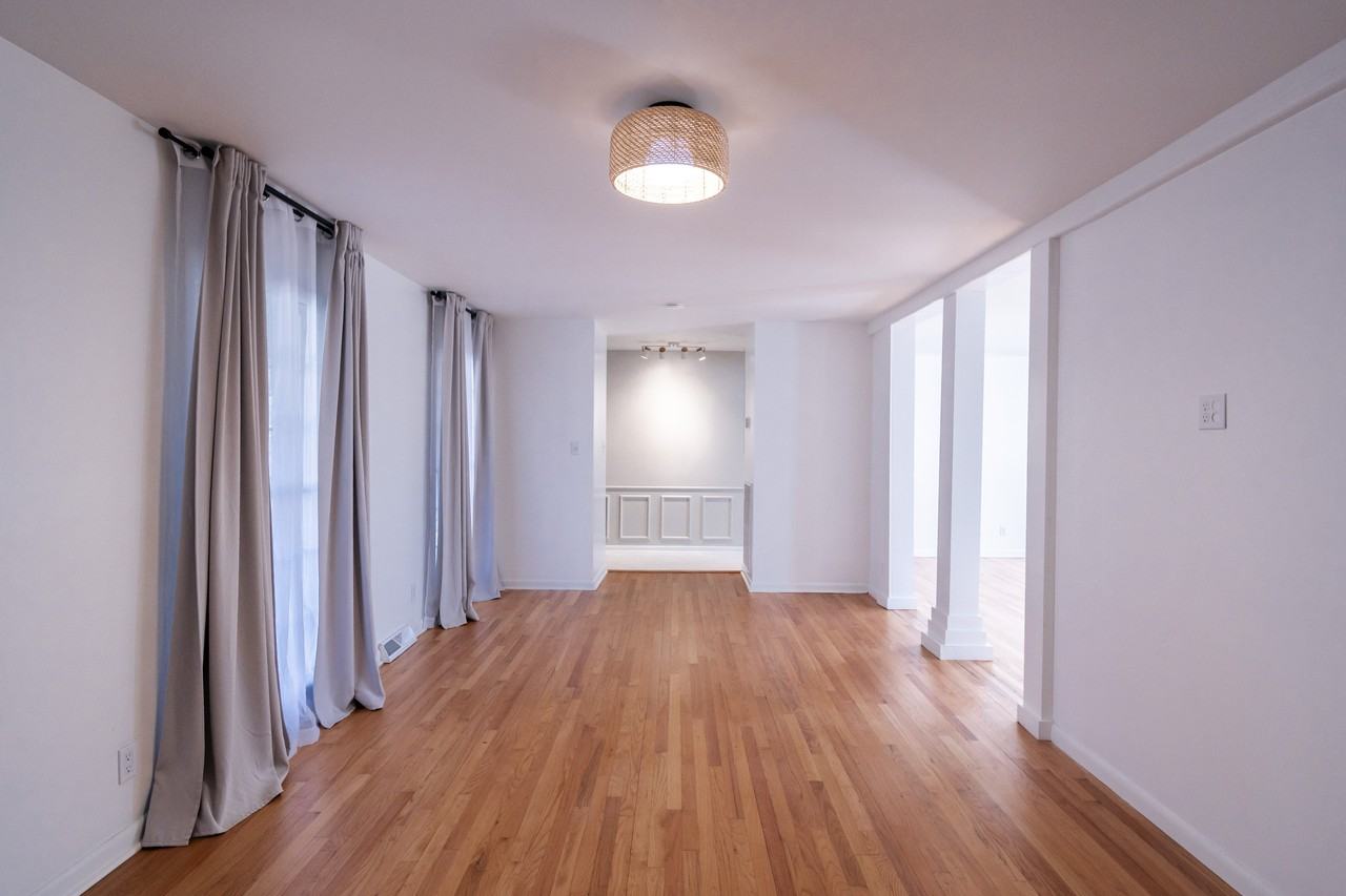 607 Hillmont St Nw #607 - Photo 4 of 9