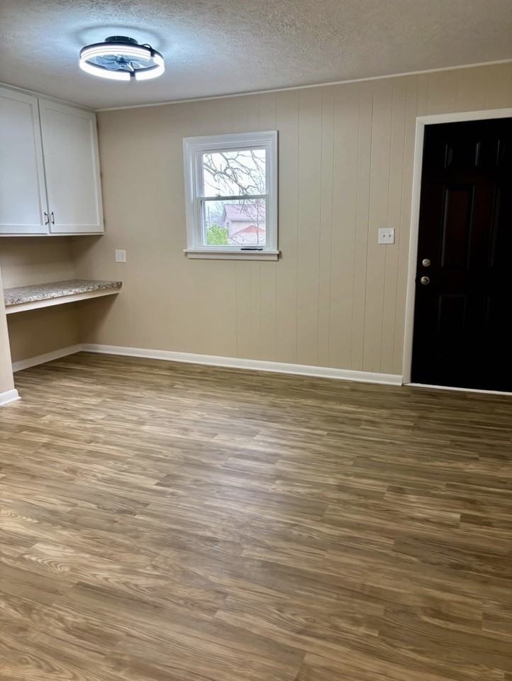 115 High St #C - Photo 7 of 9