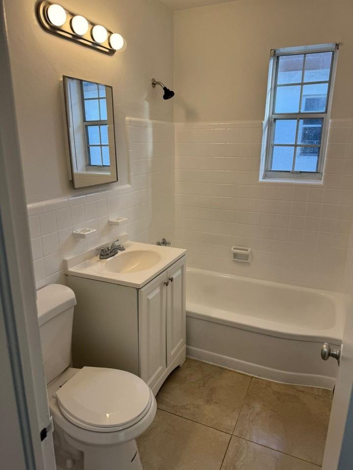 7340 Carlyle Avenue #4 - Photo 3 of 7