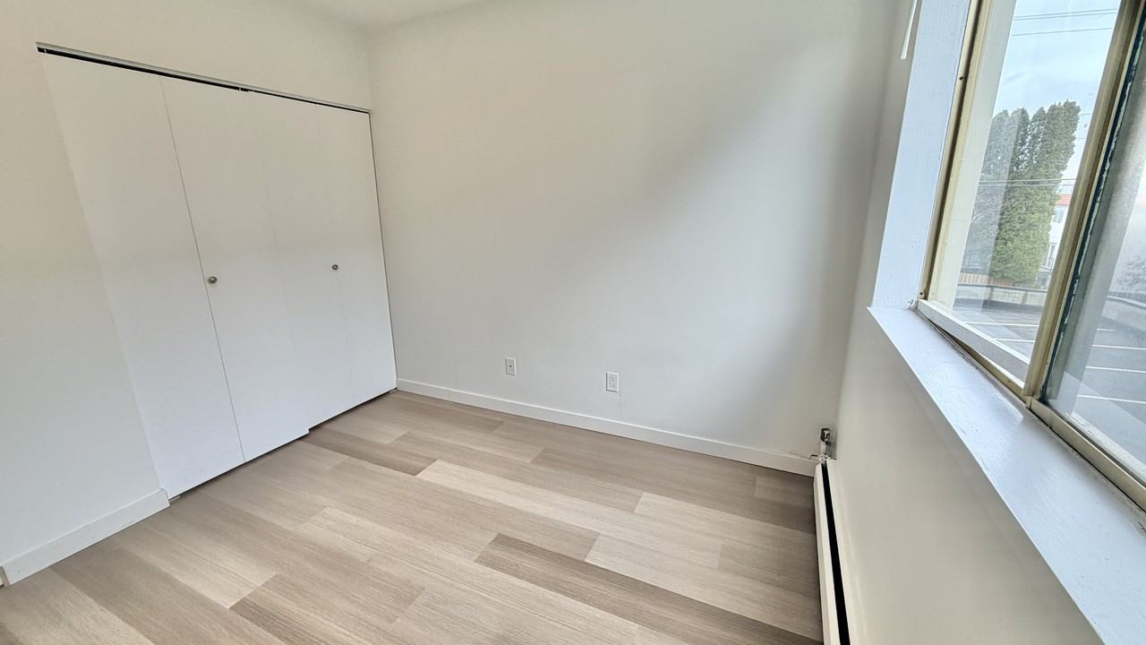 2277 West 2nd Avenue #101 - Photo 4 of 7