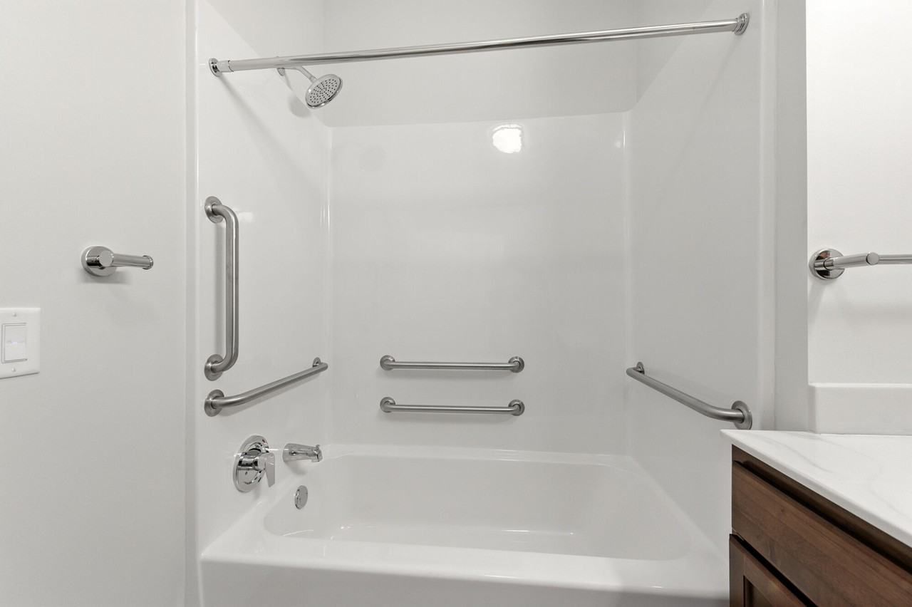 Starling Senior Apartments - Photo 5 of 35