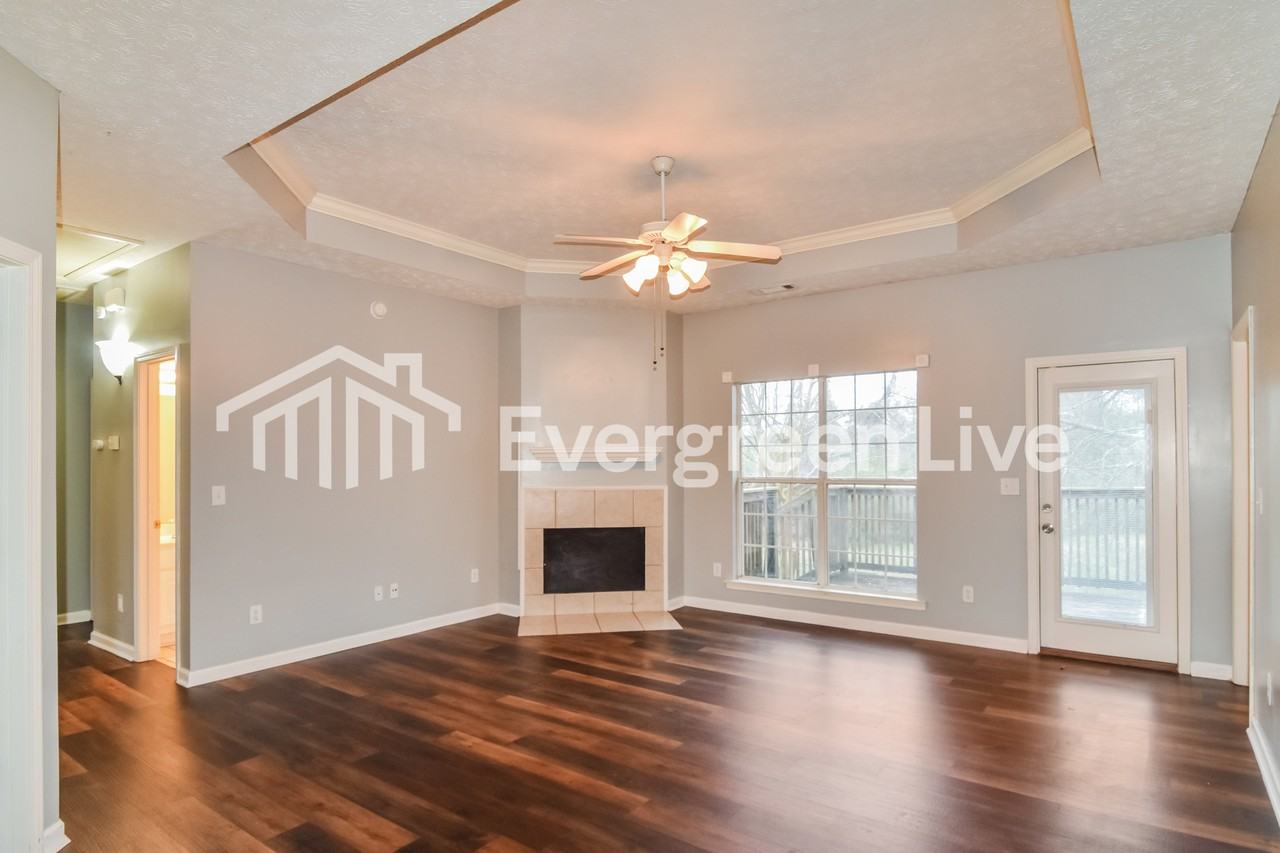 1352 Kingston Oaks - Photo 3 of 15