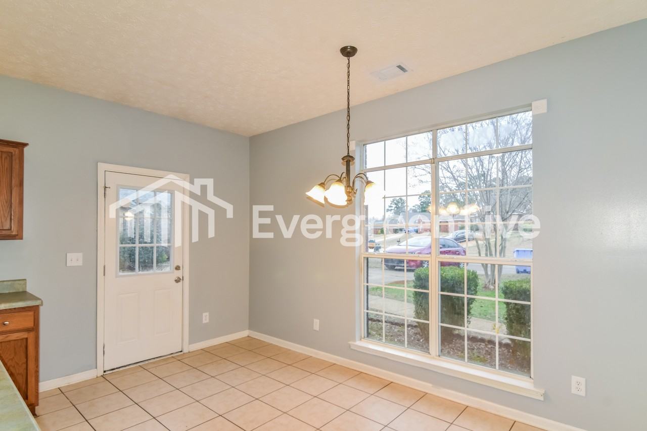 1352 Kingston Oaks - Photo 6 of 15