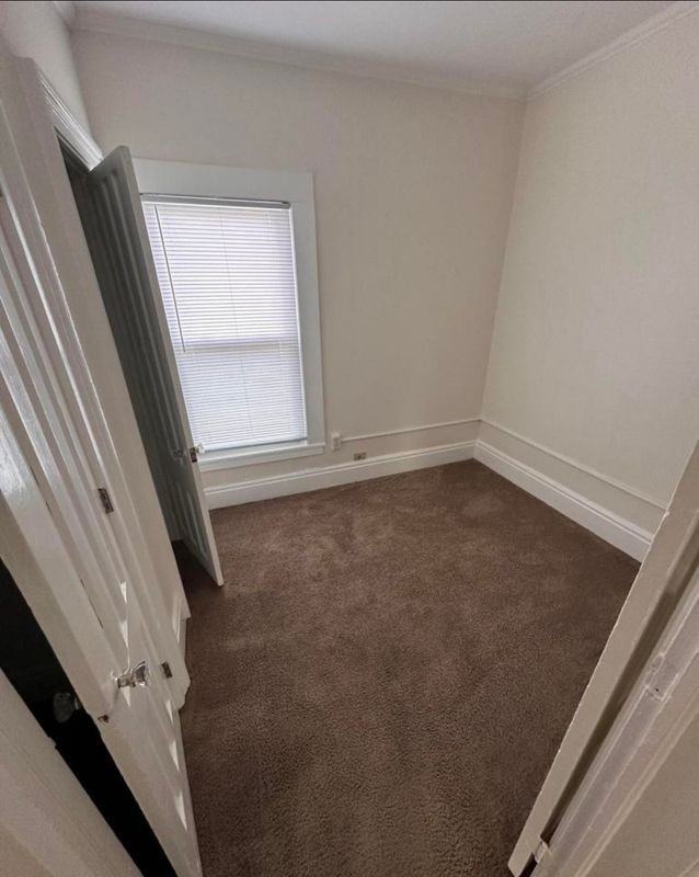 425 6th Ave - Photo 4 of 14