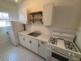 featured image of 7 Murdock Ave