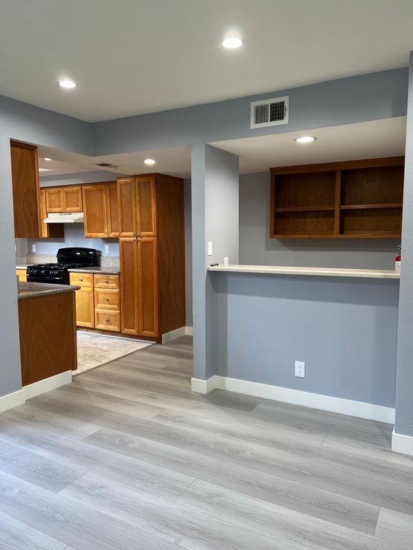 7639 Kester Ave ##5 - Photo 5 of 9