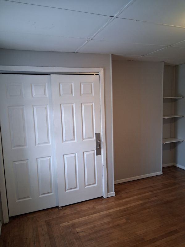 909 Mahantongo St - Photo 2 of 12