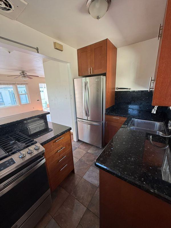 1857 31st St - Photo 2 of 9