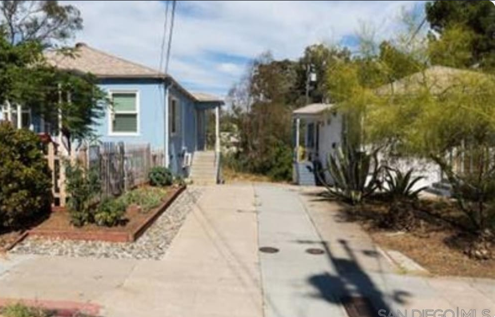 1857 31st St - Photo 7 of 9