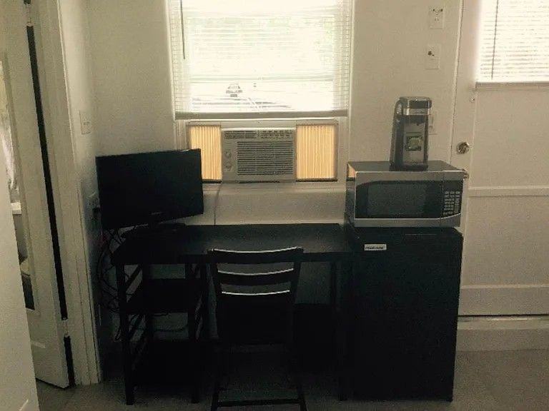 1857 1/2 31st St - Photo 5 of 5