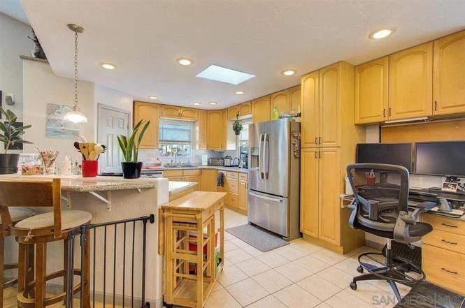 5038 Savannah St - Photo 4 of 19