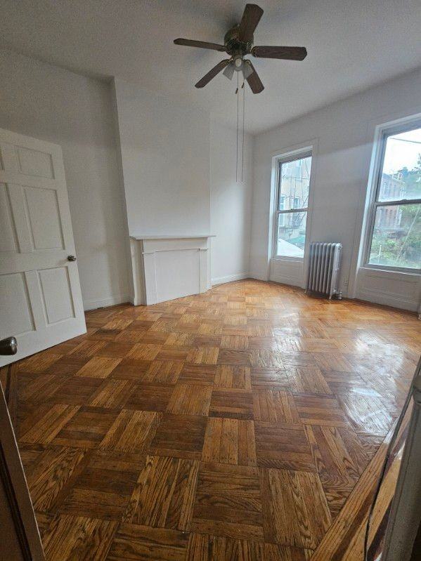 218 Patchen Ave ##3 - Photo 5 of 8