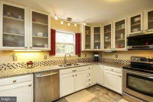 14 Meade Ct - Photo 1 of 1