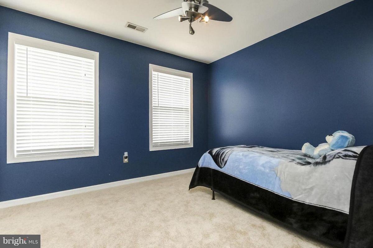 14 Meade Ct - Photo 4 of 5