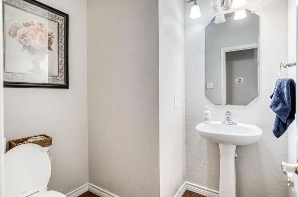 2708 Meadow Glen Dr - Photo 7 of 24