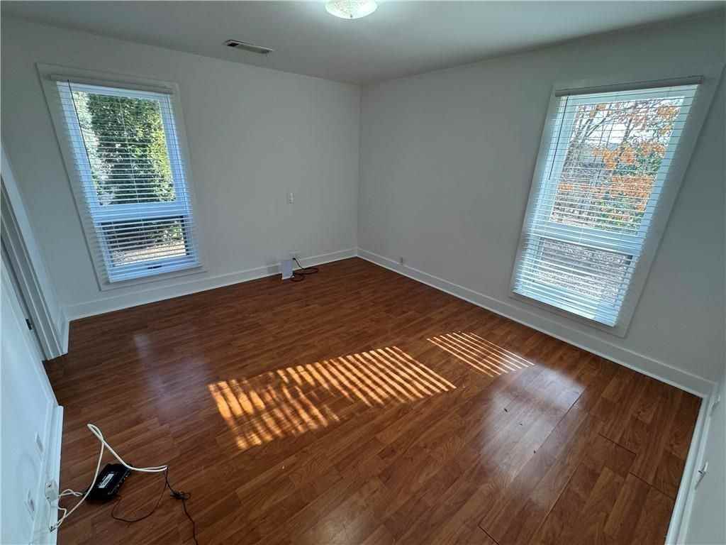 1685 Chevron Way - Photo 3 of 21
