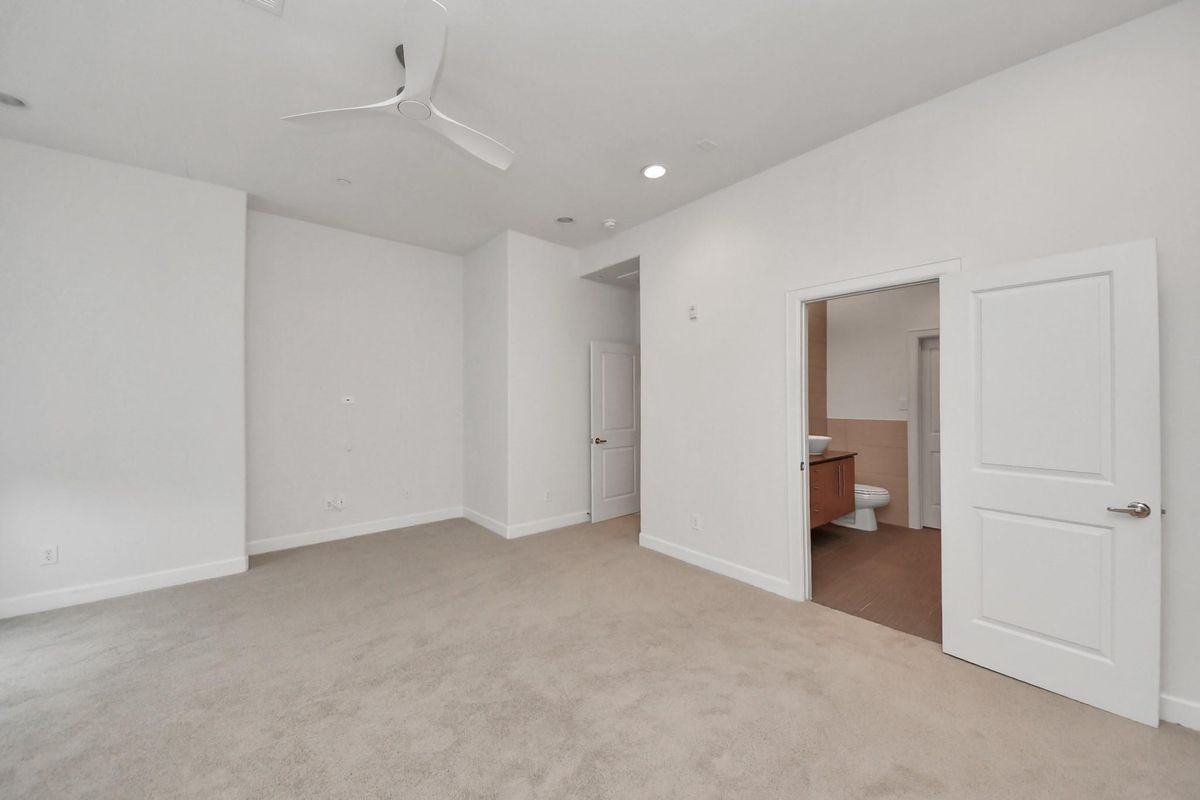 1403 Delano St ##6 - Photo 2 of 39