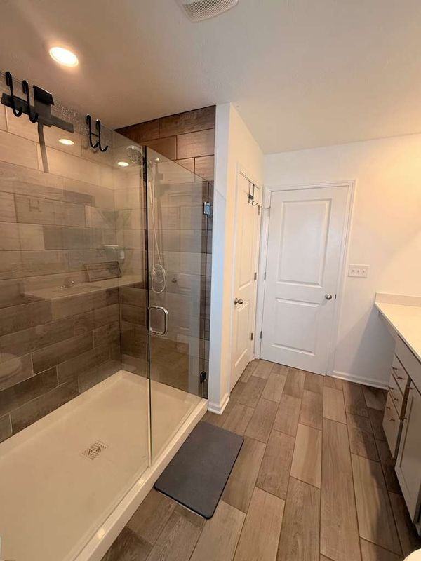 439 Cape May Dr - Photo 2 of 3