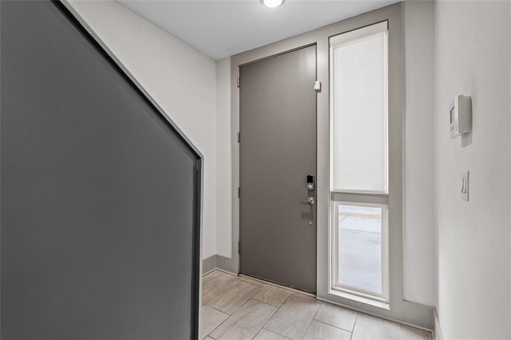 63 Reynolds Square Ln - Photo 3 of 26