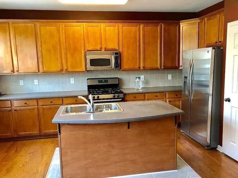 4363 Grove Field Park - Photo 5 of 22