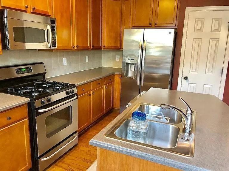 4363 Grove Field Park - Photo 6 of 22