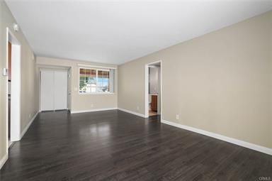 377 E Nubia St - Photo 3 of 10