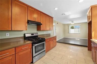 377 E Nubia St - Photo 4 of 10