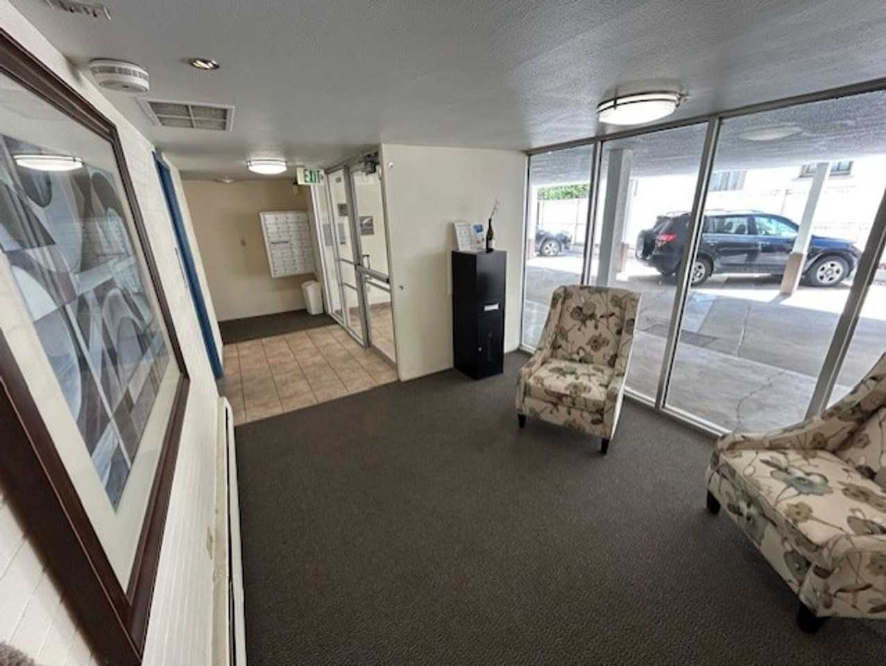 Executive Apartments - Photo 3 of 32