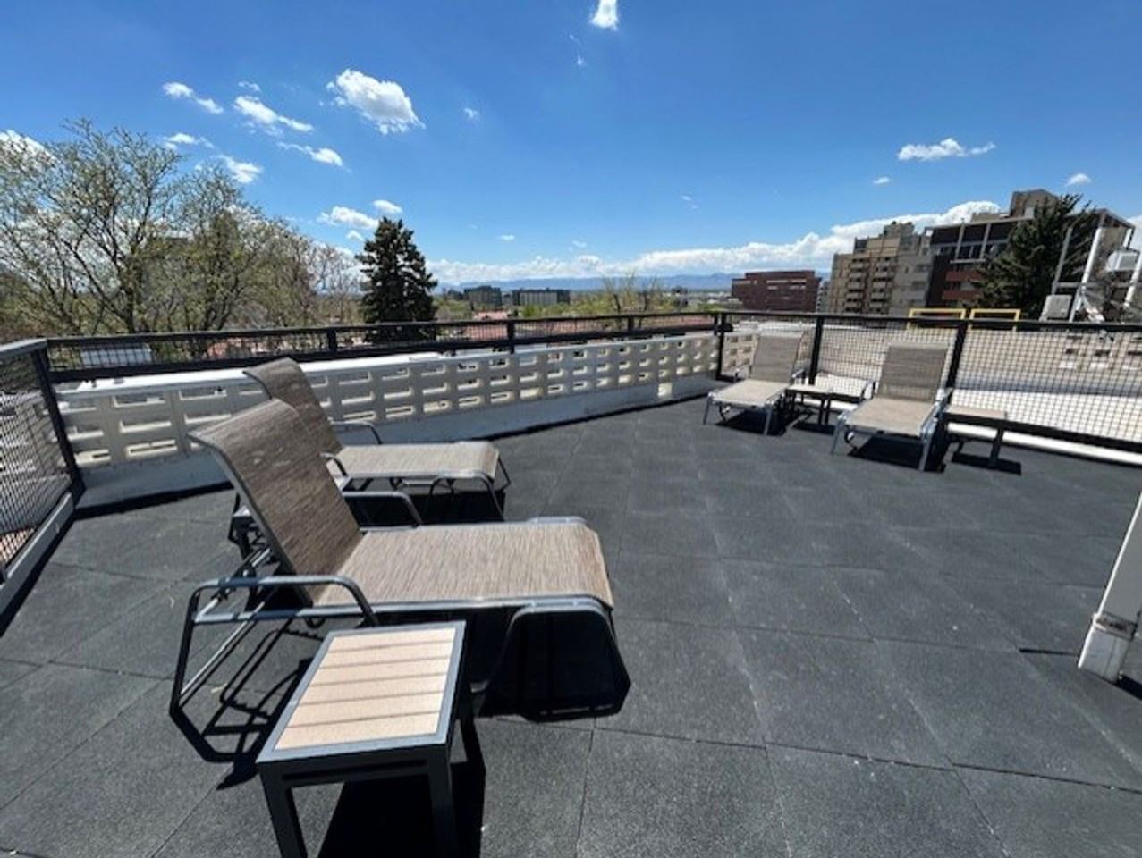 Executive Apartments - Photo 4 of 32