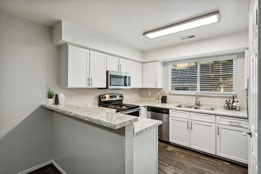 Broadmoor Village - Photo 7 of 43