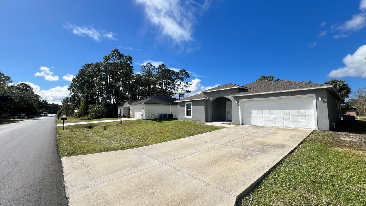 182 Hillock Ave Nw - Photo 3 of 36