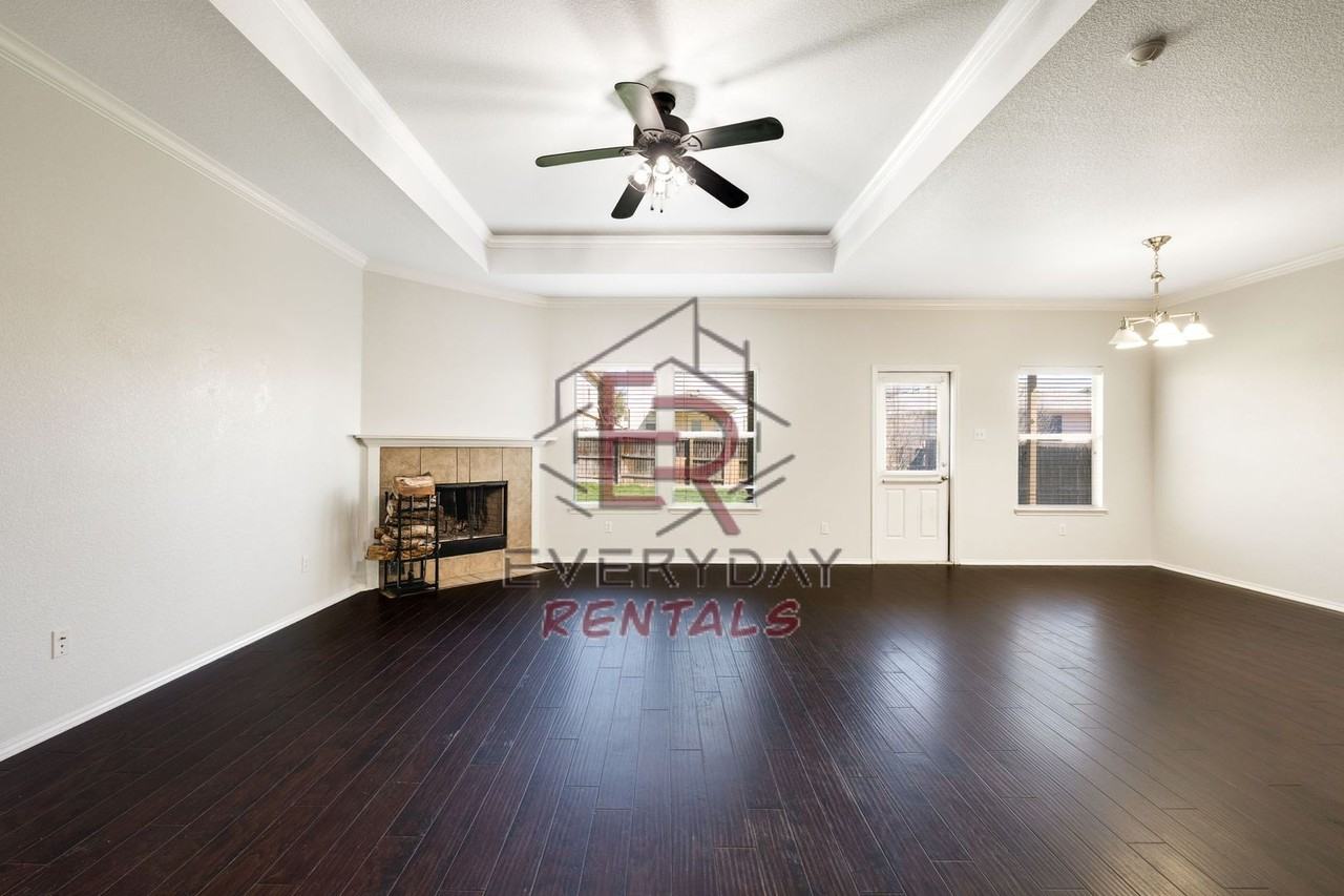 9010 Dunblane Dr - Photo 2 of 16